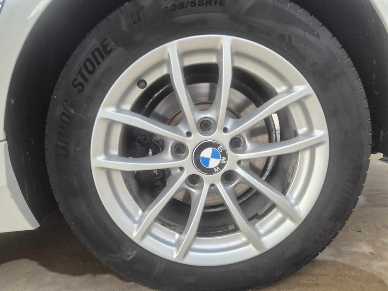 Bmw 116 116d 5p. Efficient Dynamics Urban