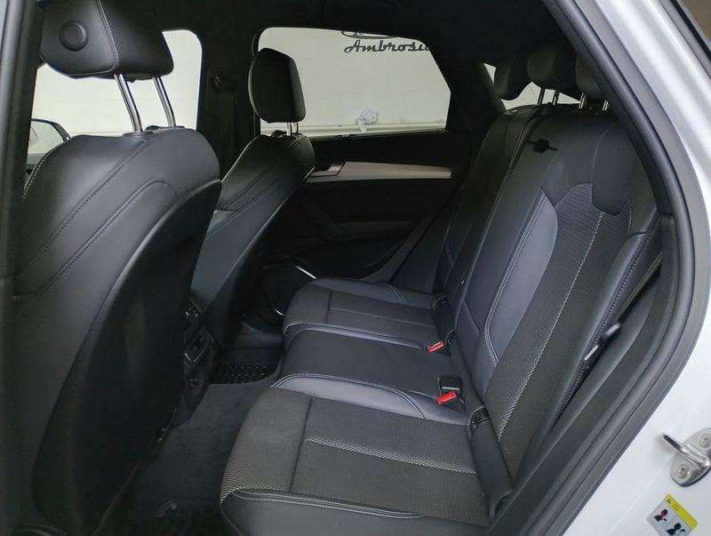 Audi Q5 SPB 40 TDI quattro S tronic S line plus Identity black