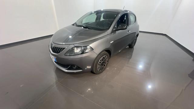 LANCIA Ypsilon 1.0 FireFly S&S Hybrid PLATINO - VARI COLORI!
