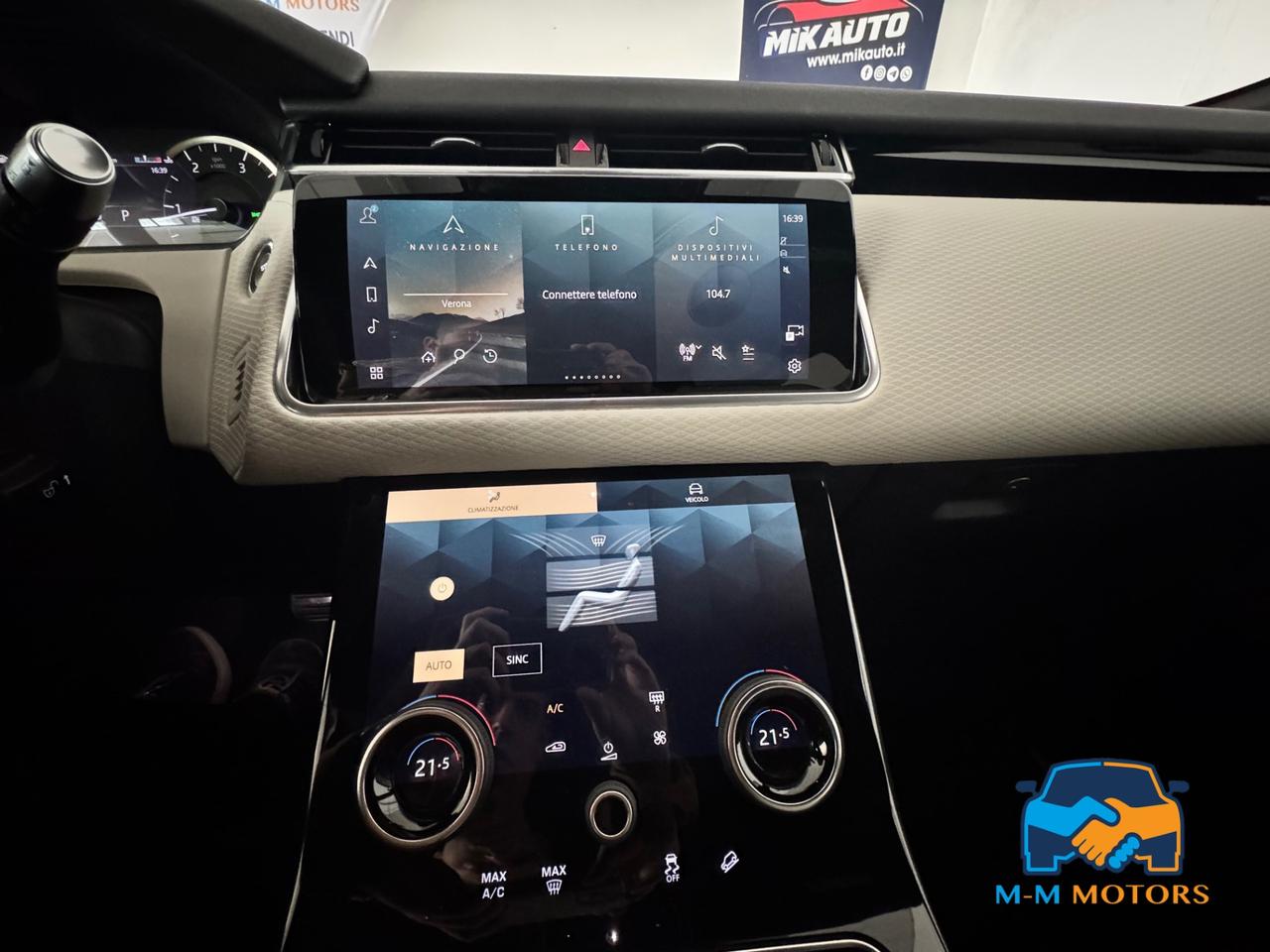 Land Rover Range Rover Velar 2.0d i4 mhev R-Dynamic SE 4wd 204cv auto UNIPRO