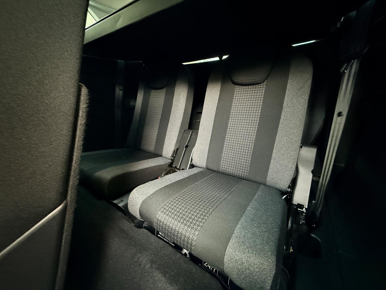 Peugeot 5008 BlueHDi 130 S&S EAT8 Allure