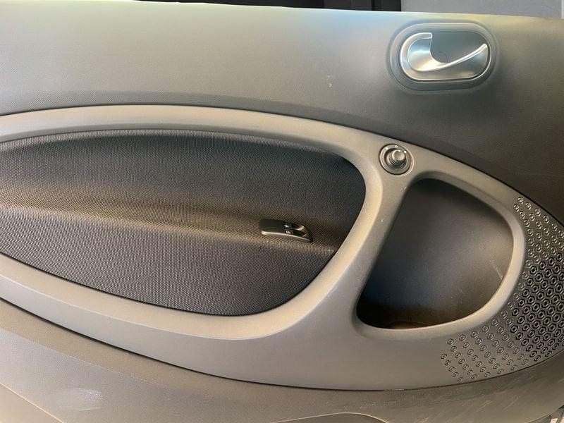 smart fortwo 70 Twinamic Passion