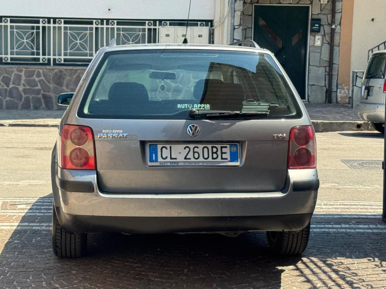 Volkswagen Passat 1.9 TDI/130 CV cat Var. H.line
