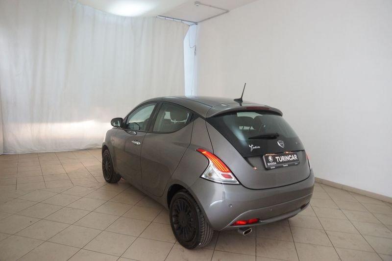 Lancia Ypsilon 1.0 FireFly 5 porte S&S Hybrid Gold