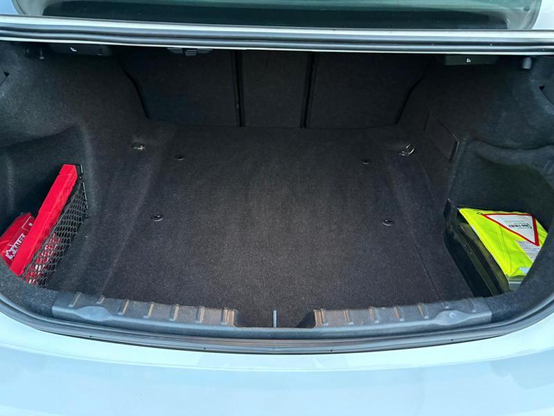 BMW Serie 3 Berlina 2.0 DIESEL 116 CV ADATTA A NEOPATENTATI