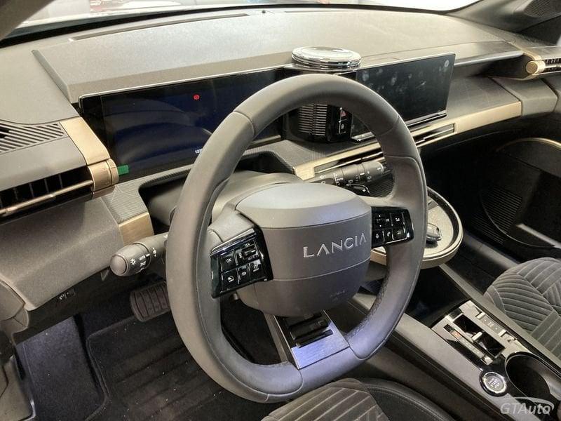 Lancia Ypsilon Ypsilon Hybrid e-DCT