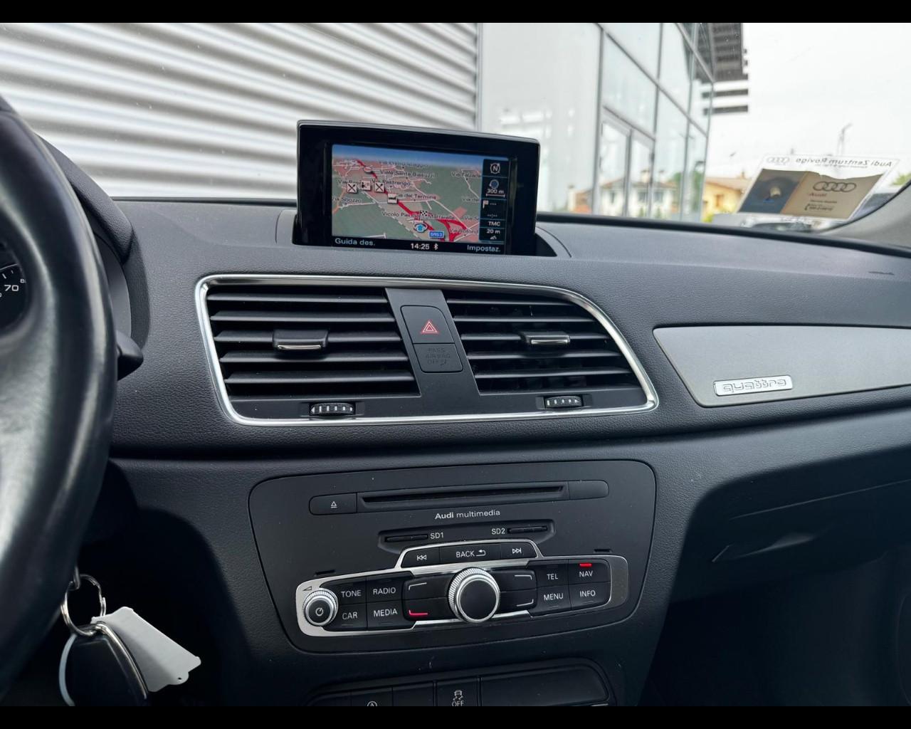 AUDI Q3 2.0TDI S-TRONIC QUATTRO BUSINESS 140CV