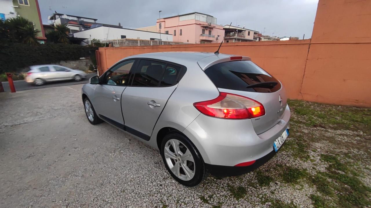 Renault Megane Mégane 1.5 dCi 110CV Dynamique