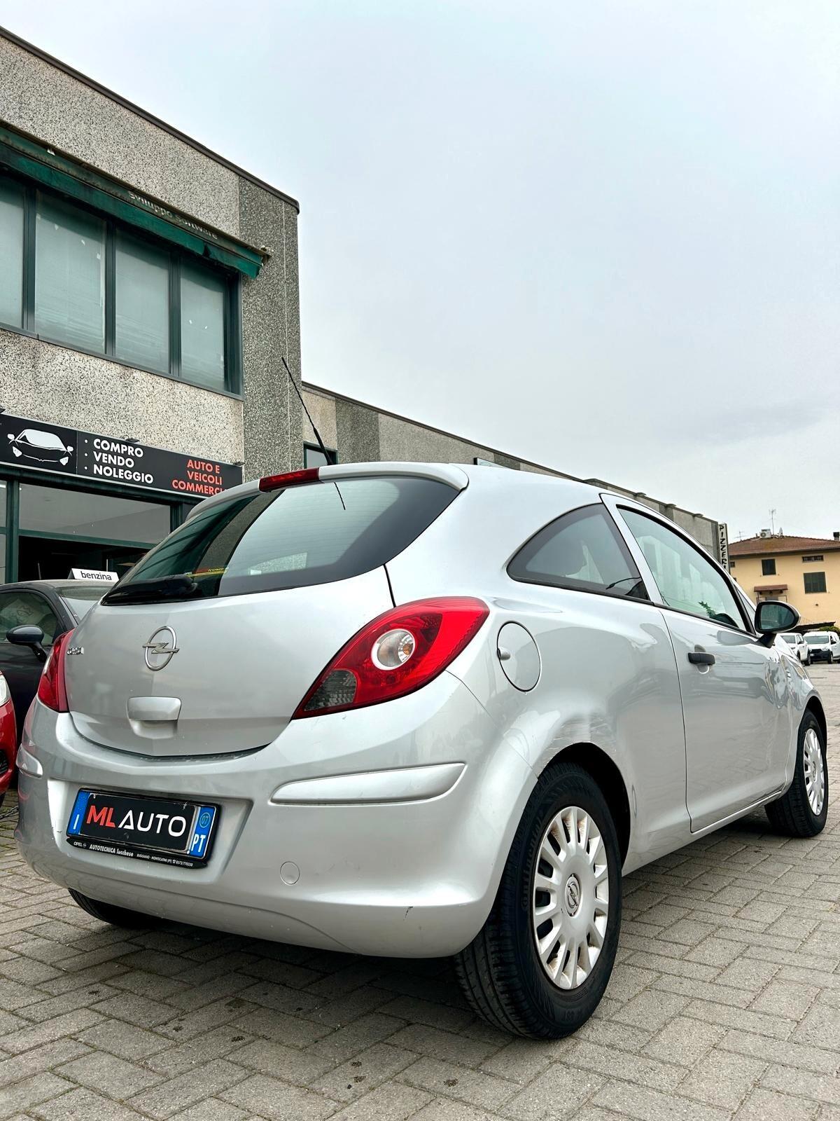 Opel Corsa 1.0 12V 3 porte Club - ok neopatentato