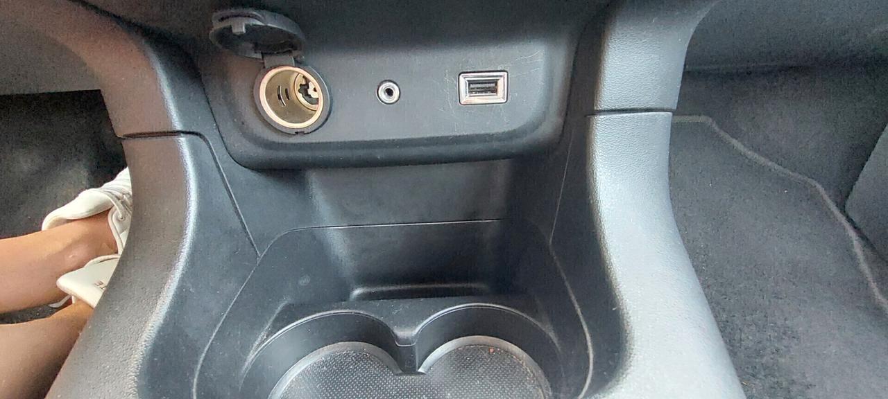 C3 MOD.SHINE 1,2 BENZINA/GPL DI SERIE CASA MADRE NAVIGATORE TELEFONO SENSORI STRAFULL OPTIONAL