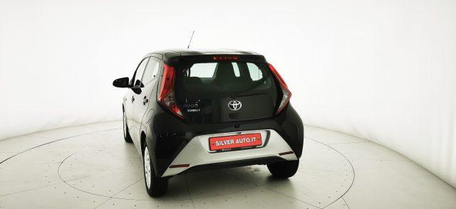 TOYOTA Aygo Connect 1.0 VVT-i 72CV x-business CAMBIO AUTOM.