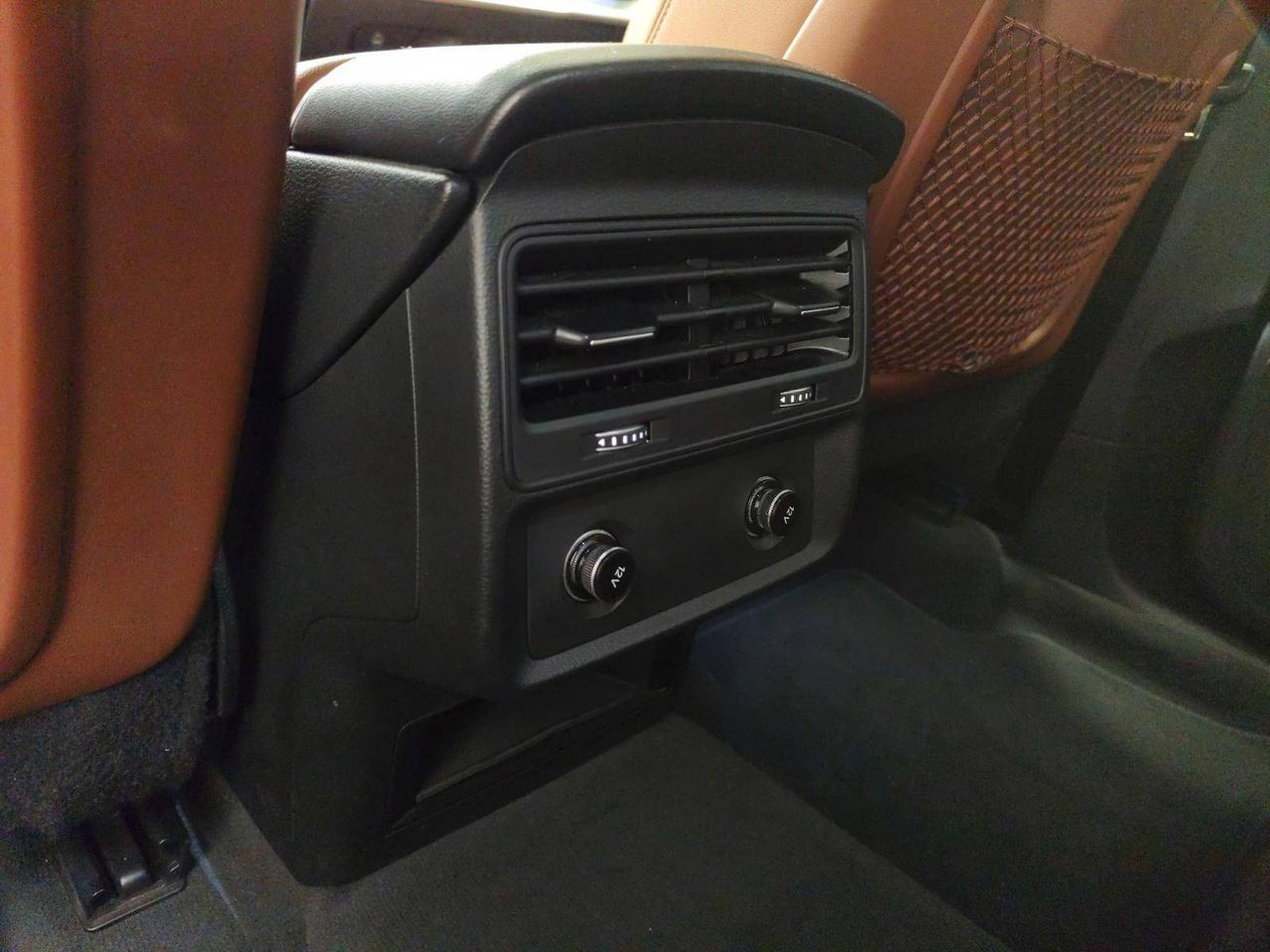 Audi Q7 50 3.0 tdi mhev Business quattro 7 Posti