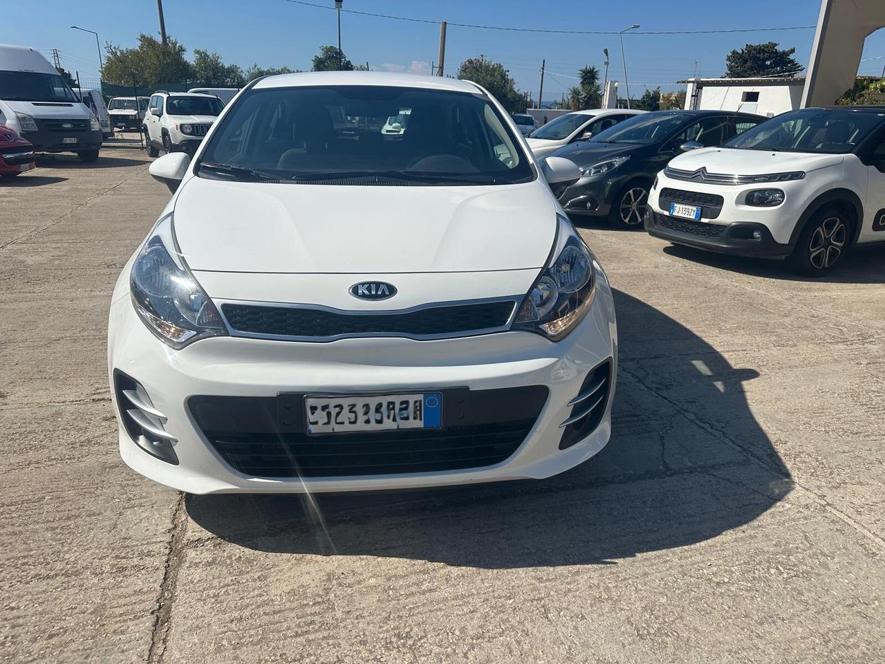 Kia Rio 1.1 CRDi Active (2016) | OK NEOPATENTATI - Consumi da Record (8.500€)