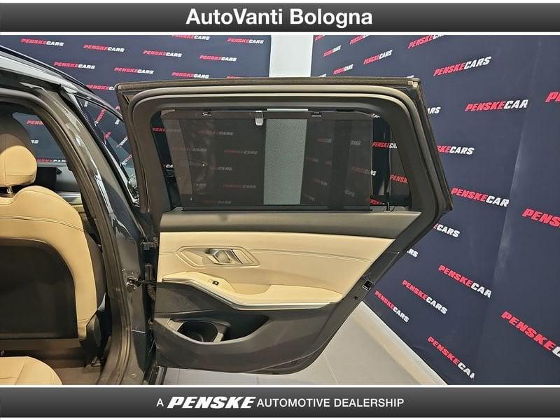 BMW Serie 3 320d Touring mhev 48V MSport auto