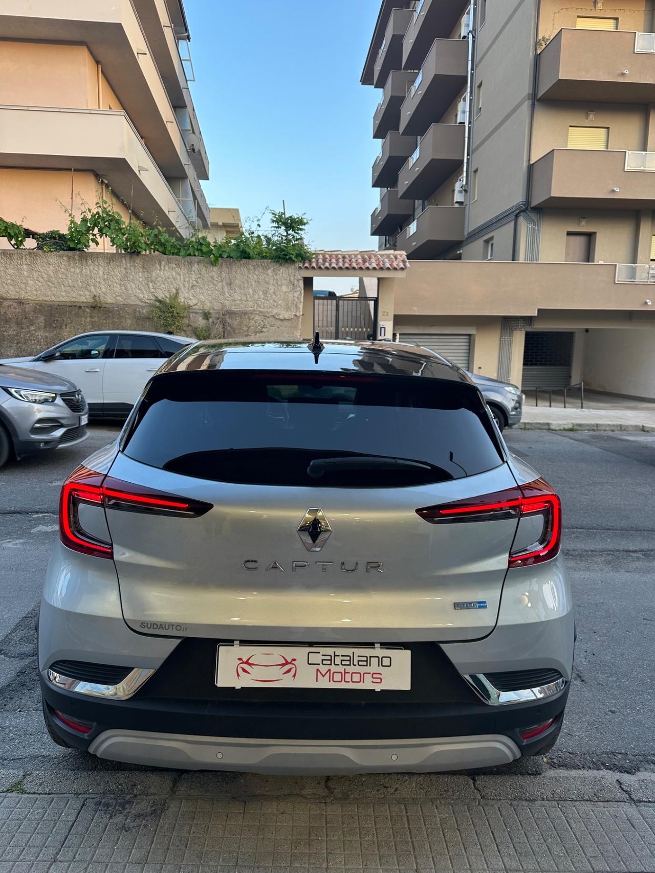 Renault Captur Full Hybrid E-Tech 145 CV Zen