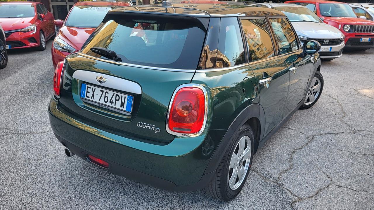 Mini Mini 1.5 Cooper D 5 porte