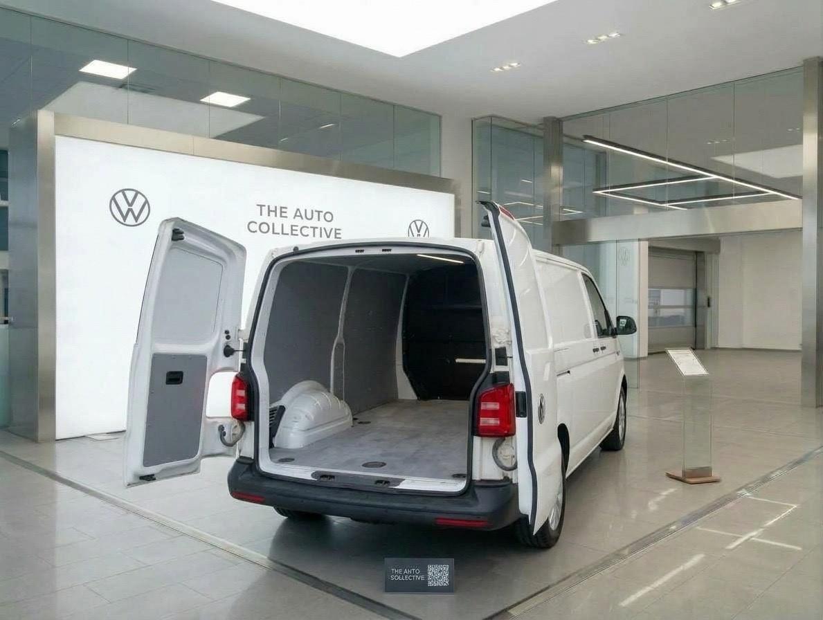 Volkswagen T6 Transporter - 3 posti - clima