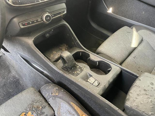 VOLVO XC40 B3 AUTOMATICO ESSENTIAL