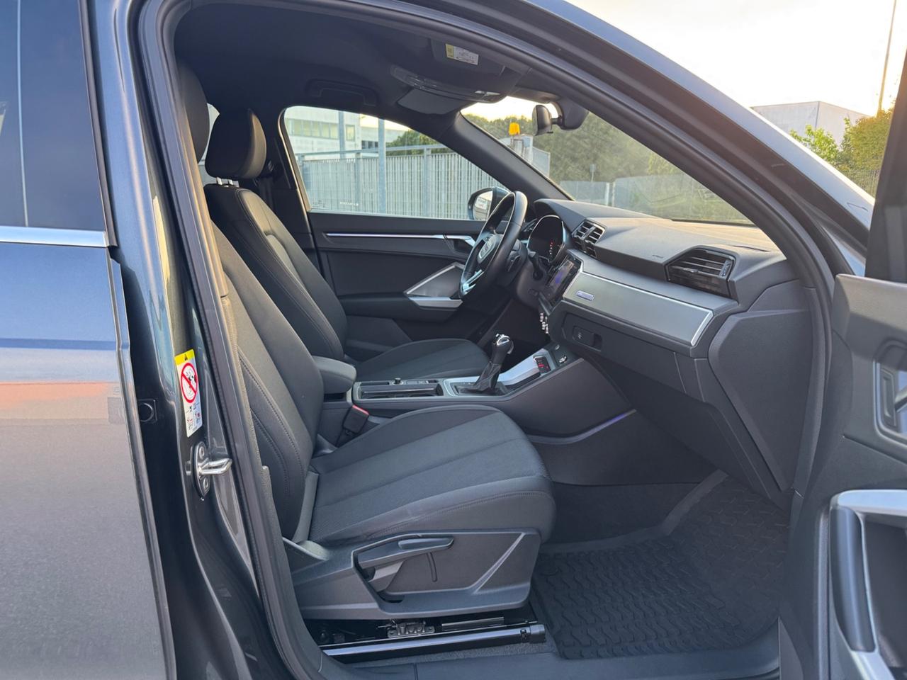 Audi Q3 2.0 TDI 150 CV S tronic S line Edition