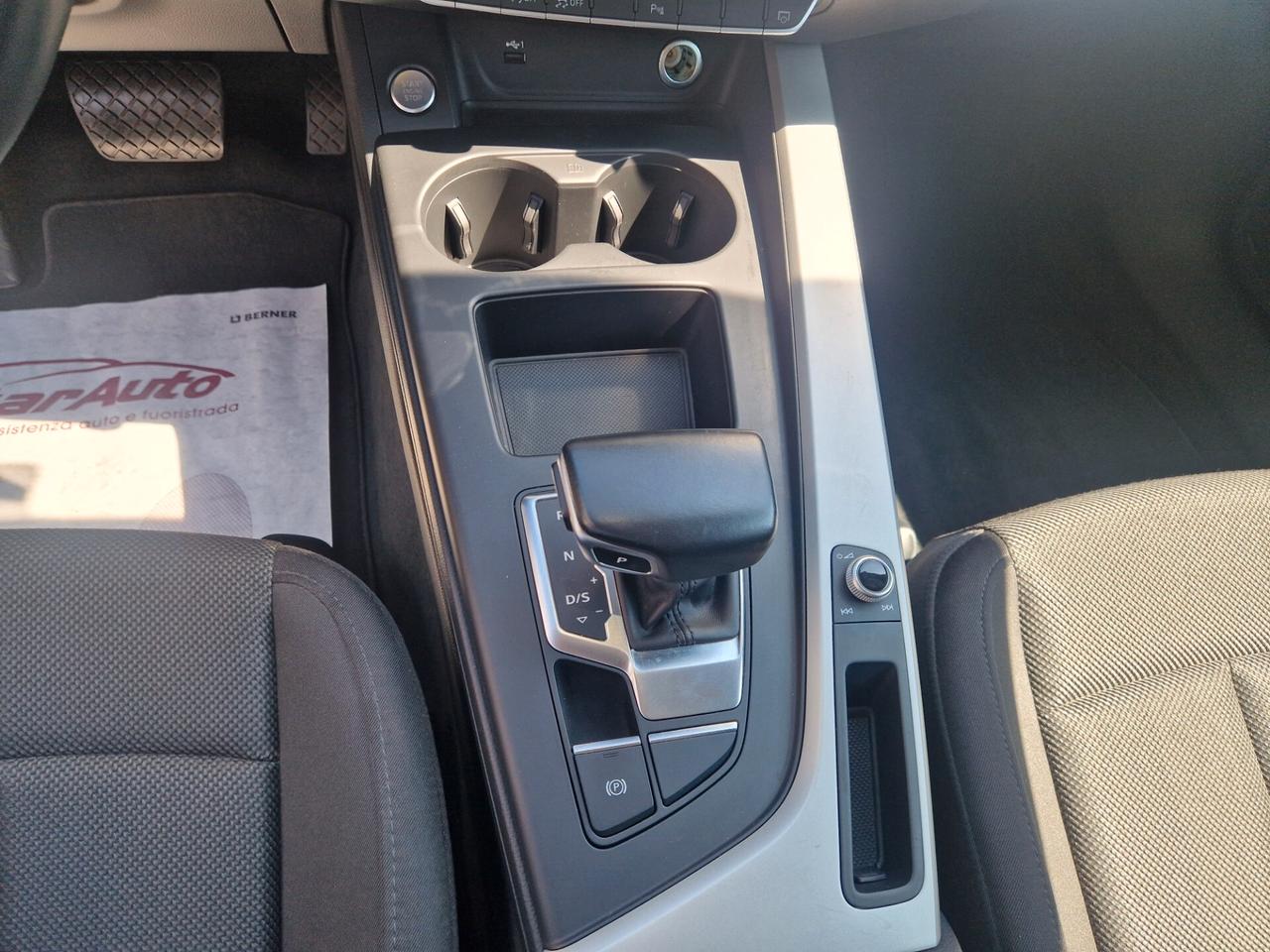 Audi A4 Avant 40 TDI quattro S tronic Business
