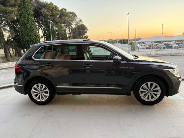 VOLKSWAGEN Tiguan 2.0 TDI 150 CV SCR DSG Life