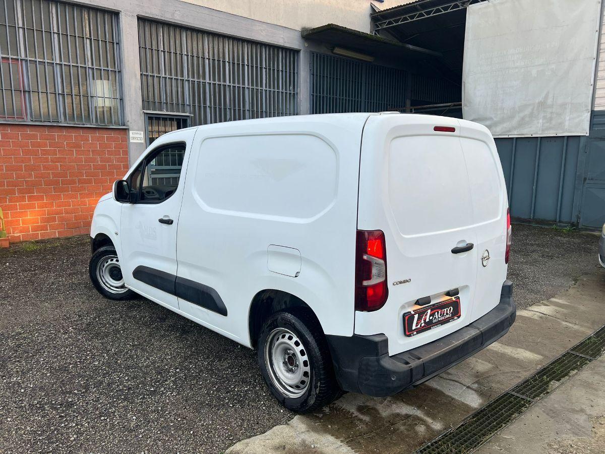 OPEL Combo cargo 1.5d 100cv L1H1 Edition S&S mt5 E6.2 cargo 1.5d 100cv L1H1 Edition S&S mt5 E6.2