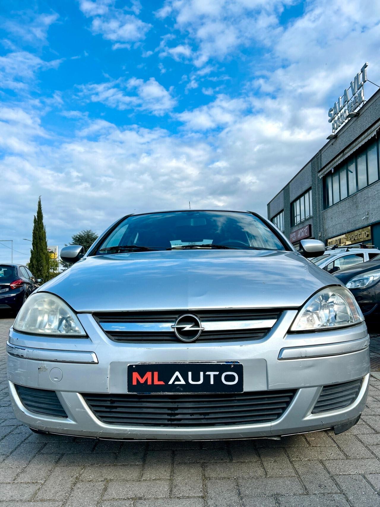 Opel Corsa 1.2 5 porte Cosmo - OK NEOPATENTATO