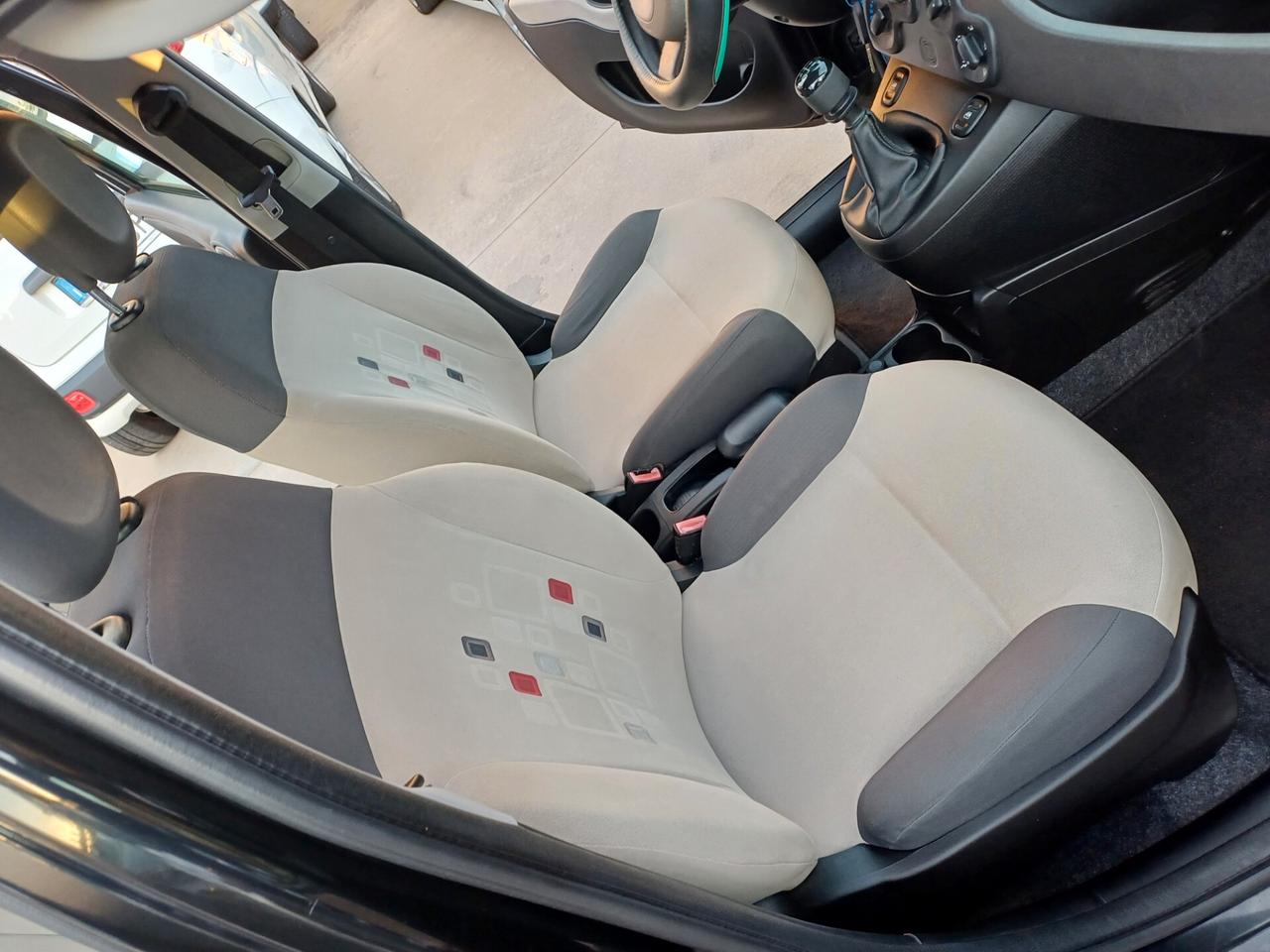 Fiat Panda 1.2 Lounge per neopatentati