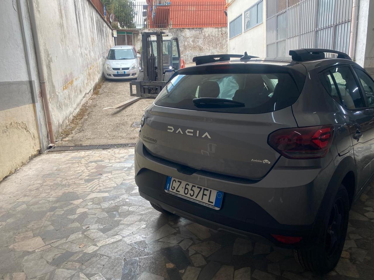 Dacia Sandero 1.0cc benzina(PRIVATO)-2025