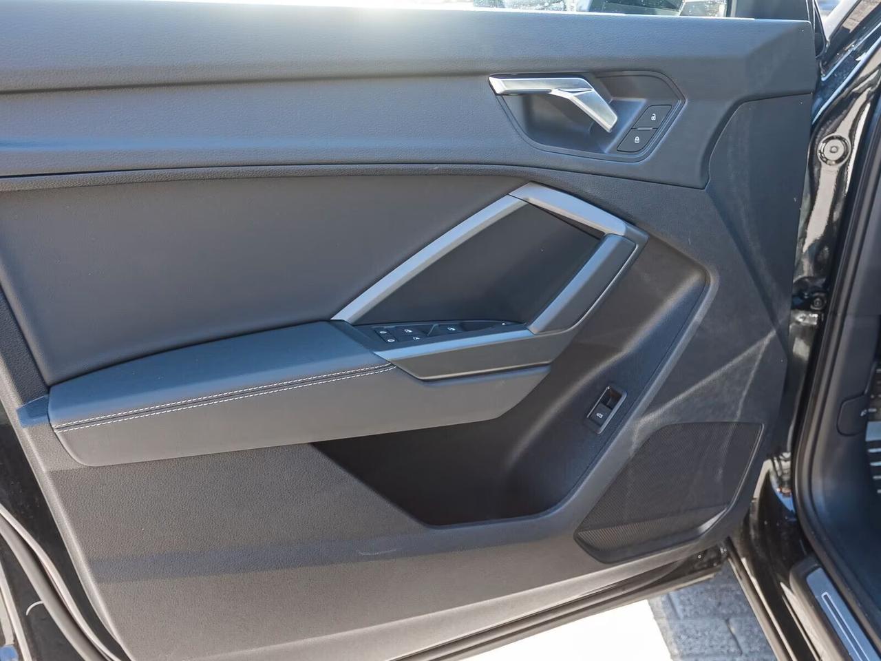 Audi Q3 35 TDI S line edition 150cv