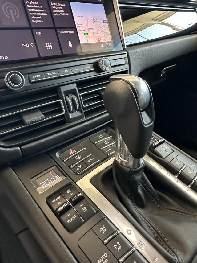 PORSCHE Macan 2.0 TURBO - PANORAMA SPORT CHRONO OFF ROAD