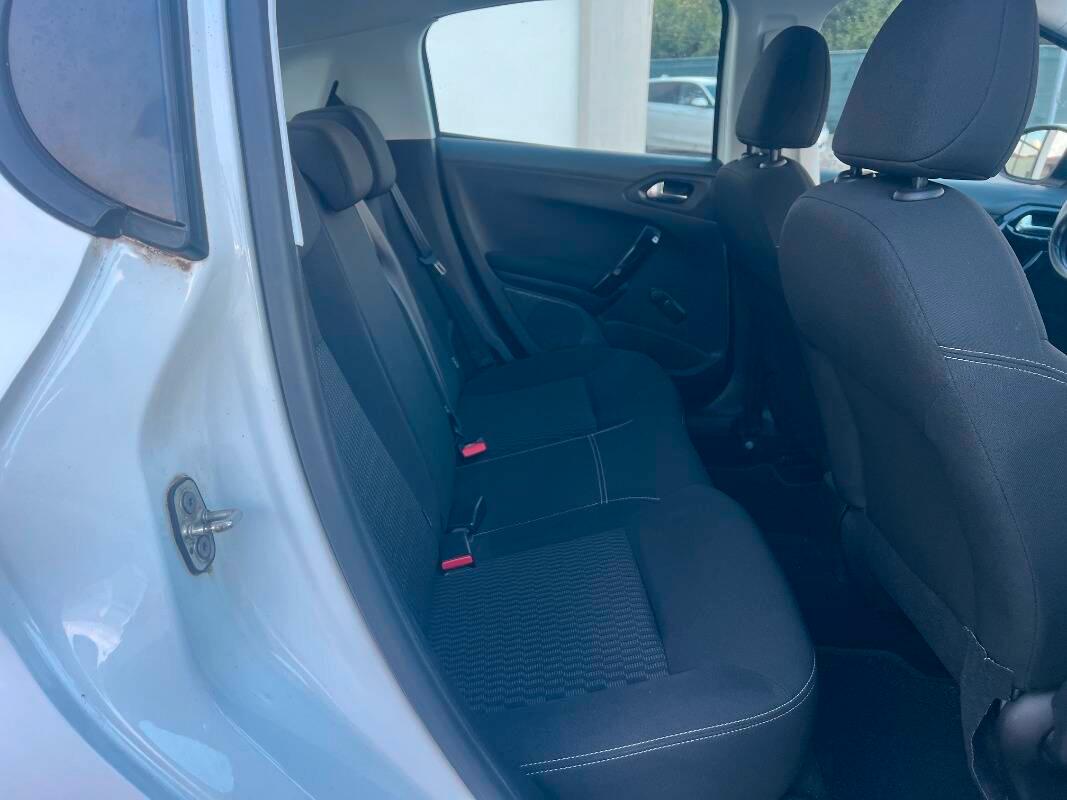 Peugeot 208 1.6 bluehdi Allure 75cv 3p