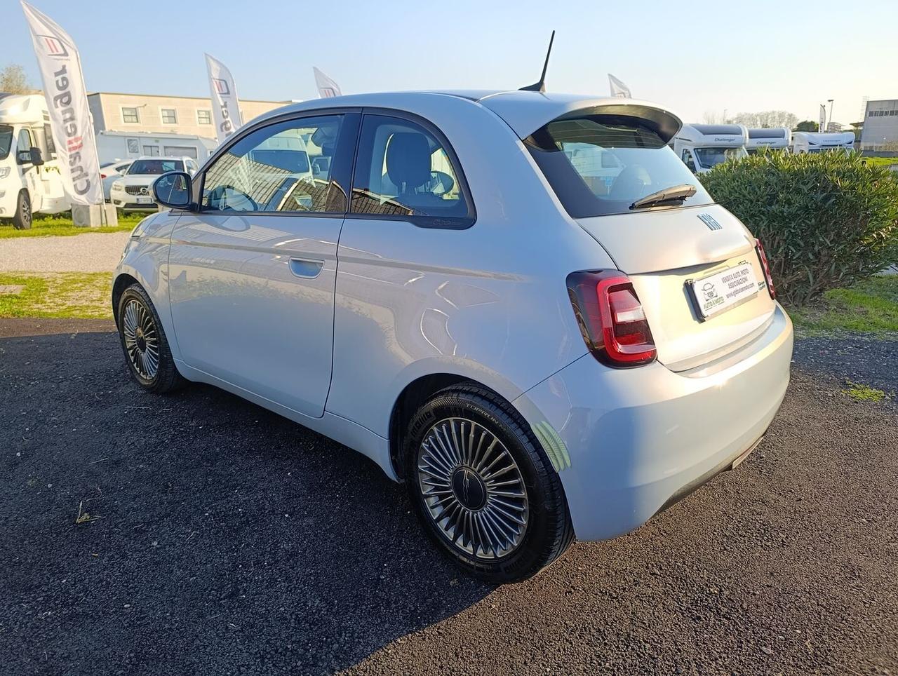 Fiat 500 42 kWh La Prima