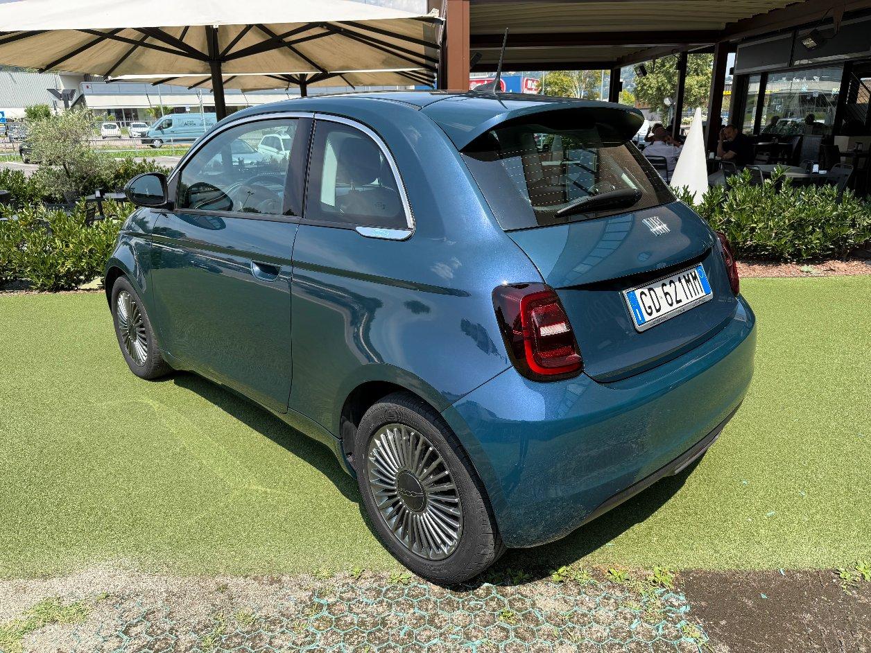 Fiat 500e 42 kWh Icon - 15000KM - IVA ESPOSTA