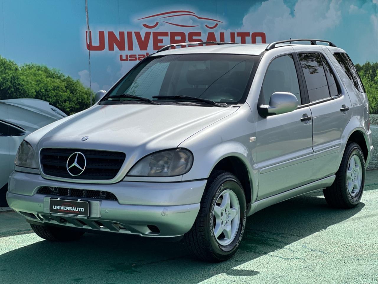 Mercedes-Benz ML270 CDI 163cv Aut. 2000