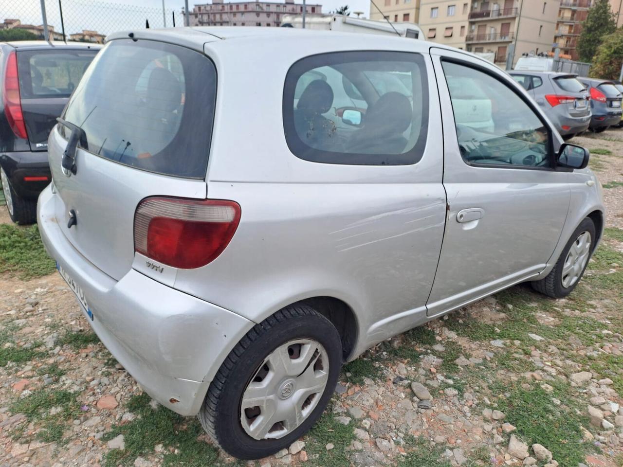 Toyota Yaris 1.0benzina