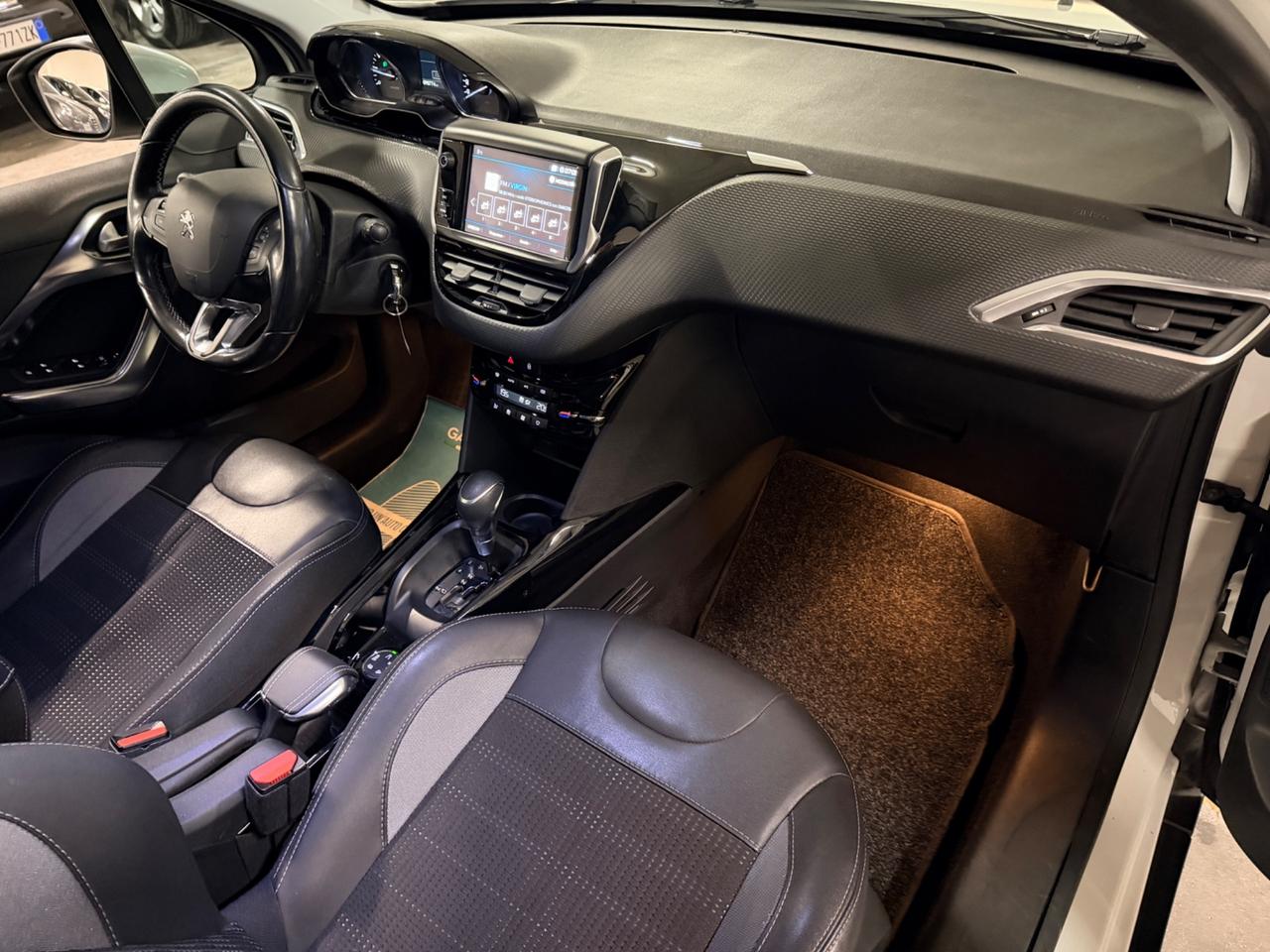 Peugeot 2008 PureTech Turbo 110 EAT6 S&S Allure