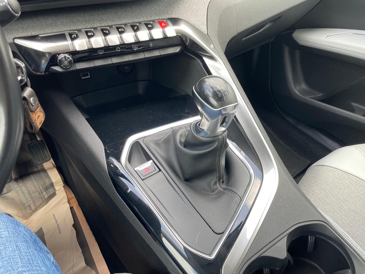 Peugeot 3008 1.5 BlueHDi 130cv Allure
