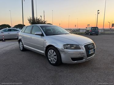 AUDI A3 SPB 2.0 16V TDI Ambiente