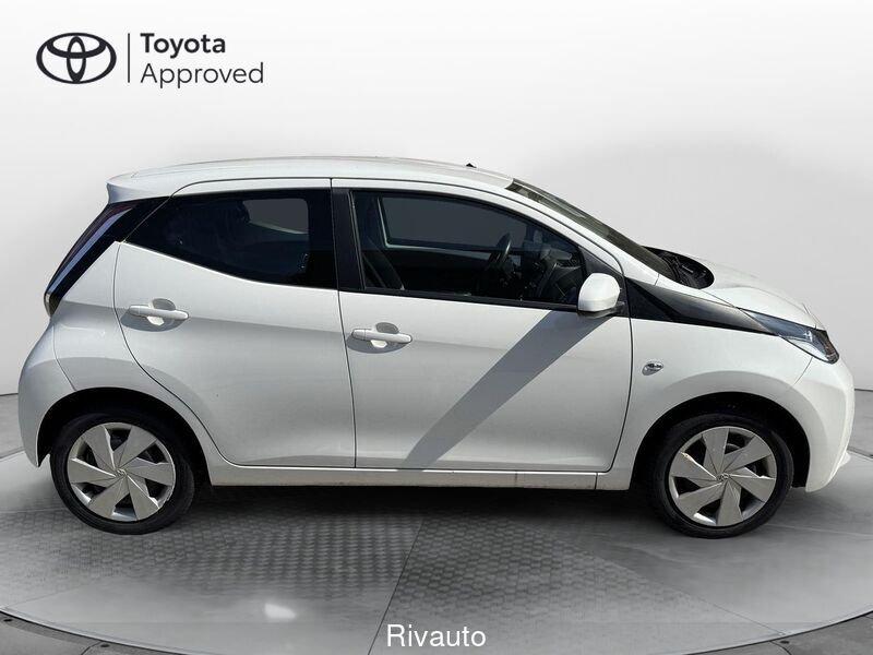 Toyota Aygo Aygo 1.0 VVT-i 69 CV 5 porte x-play