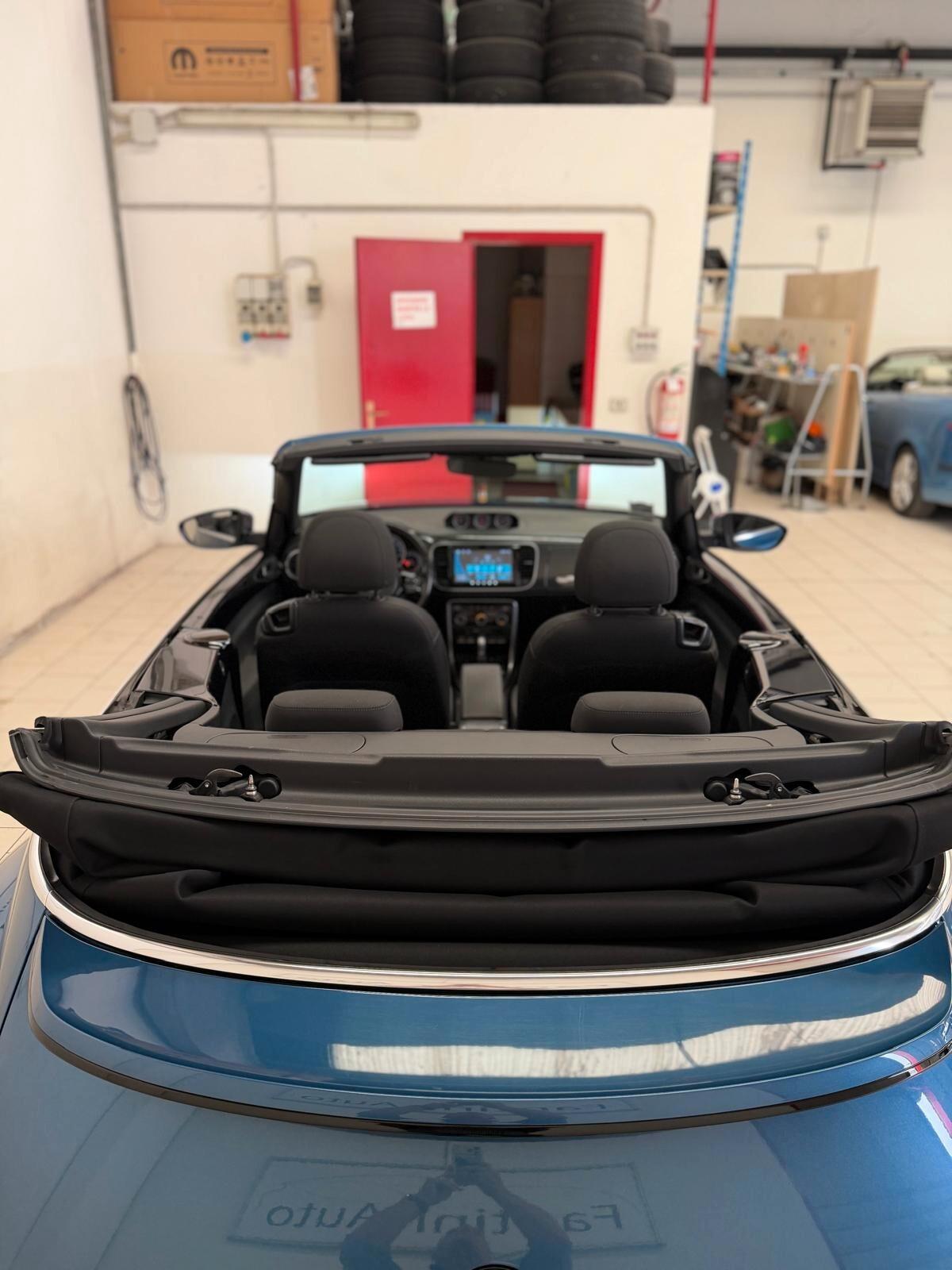 Volkswagen Maggiolino Cabrio Sport R Line 1.4 TSI 150cv dsg-LEGGI SOTTO