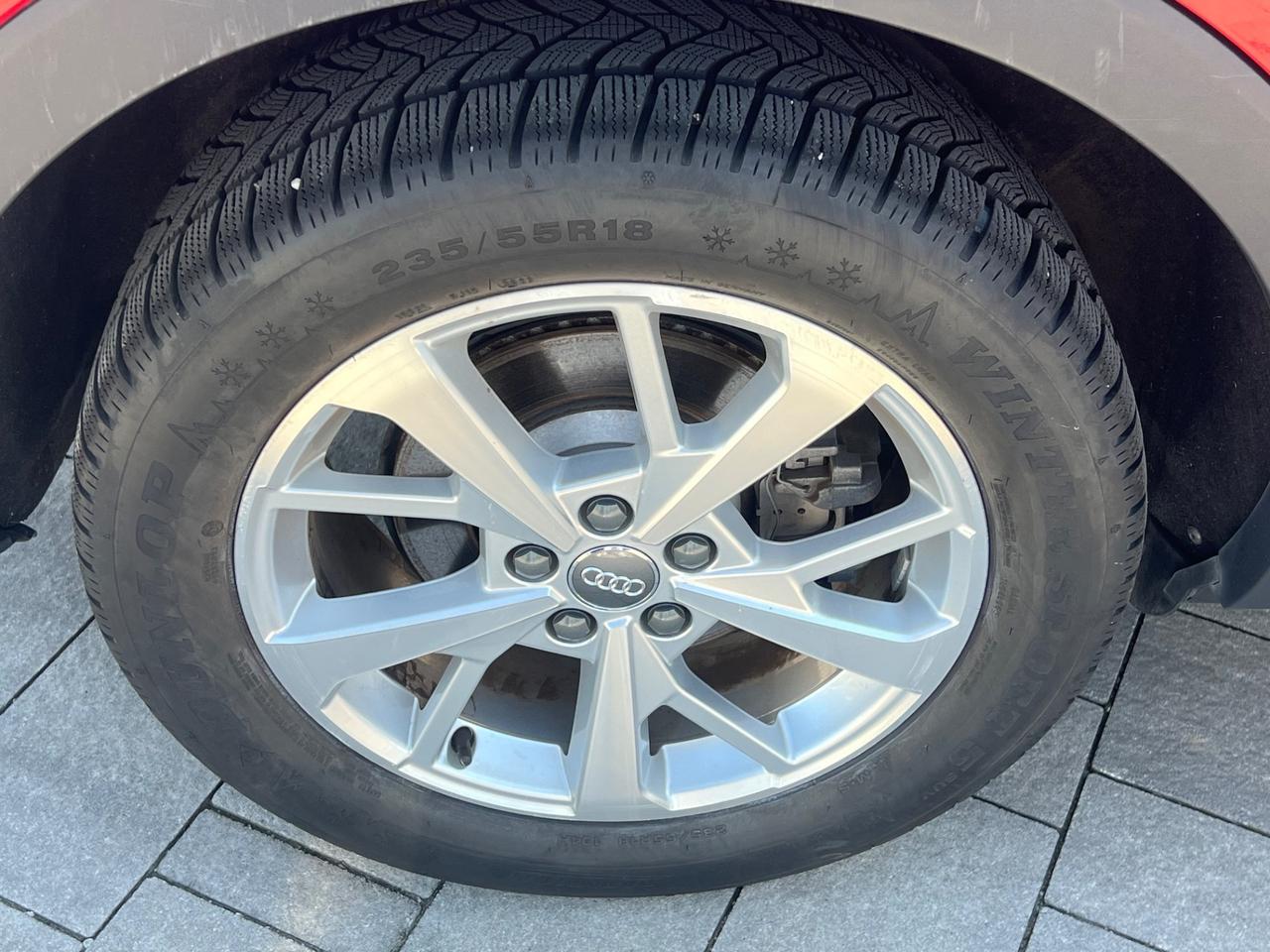 Audi Q3 40 TFSI quattro S tronic Business