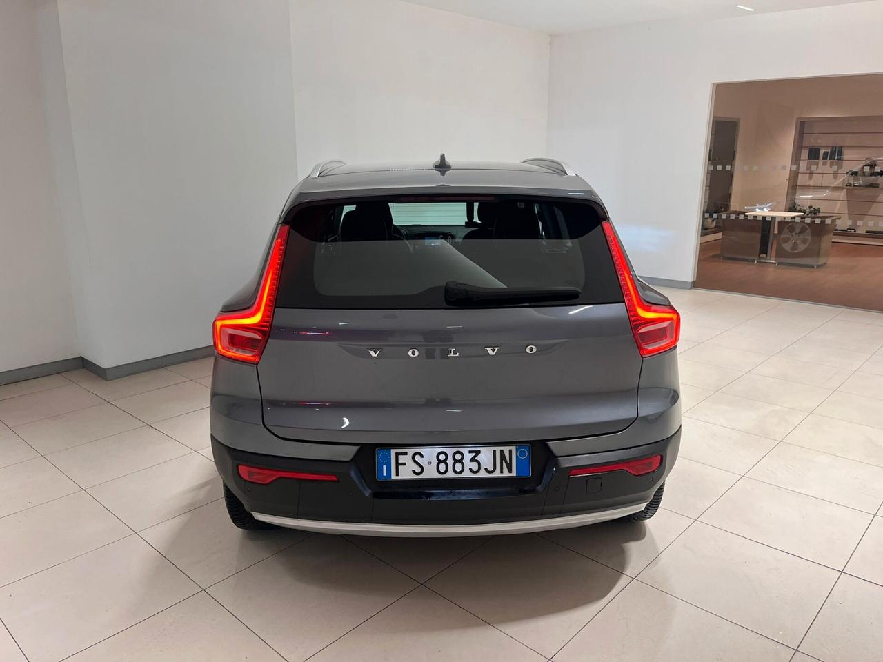 Volvo XC40 D4 AWD Geartronic Momentum