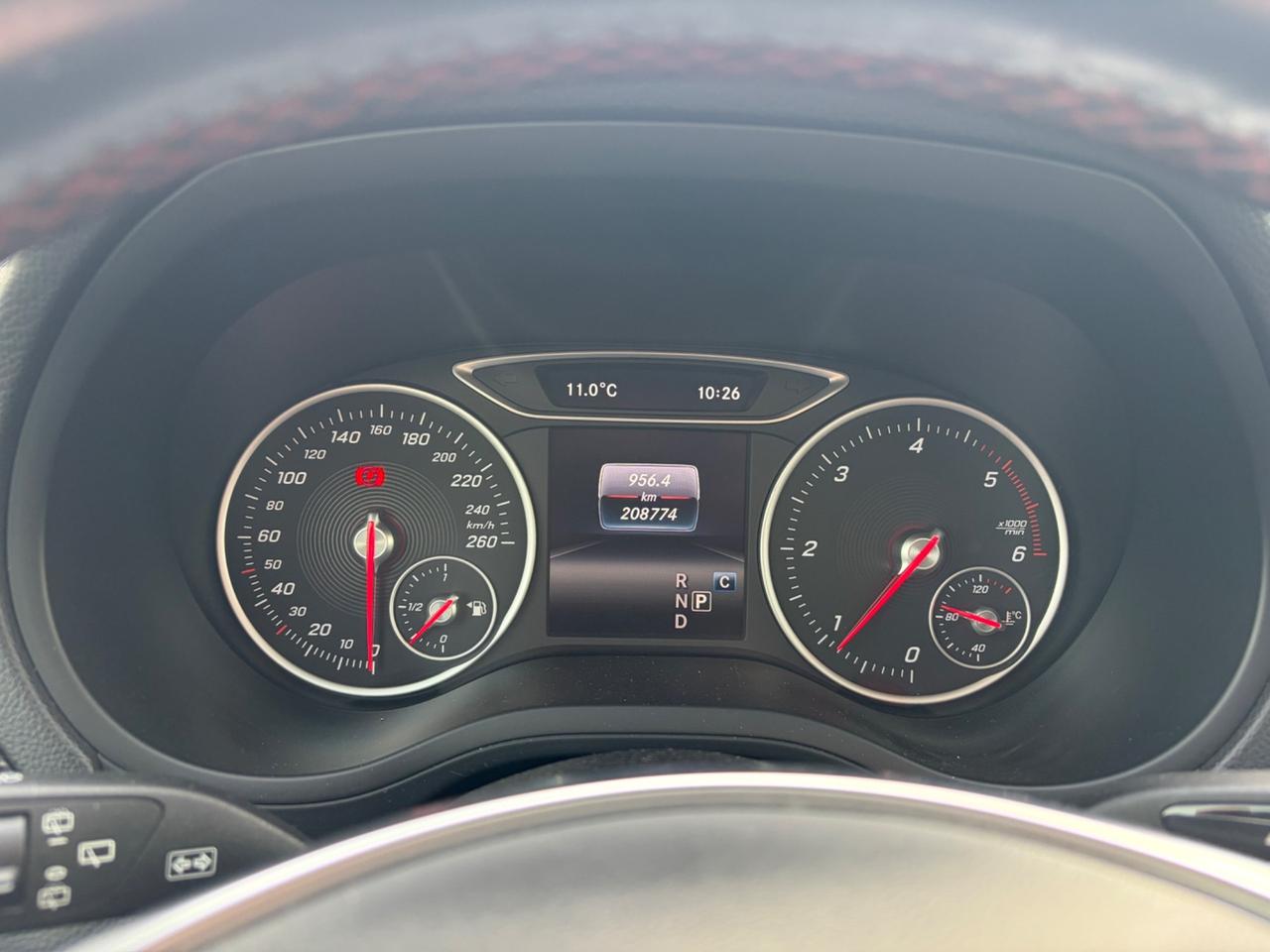 MERCEDES-BENZ B180 CDI PREMIUM AMG