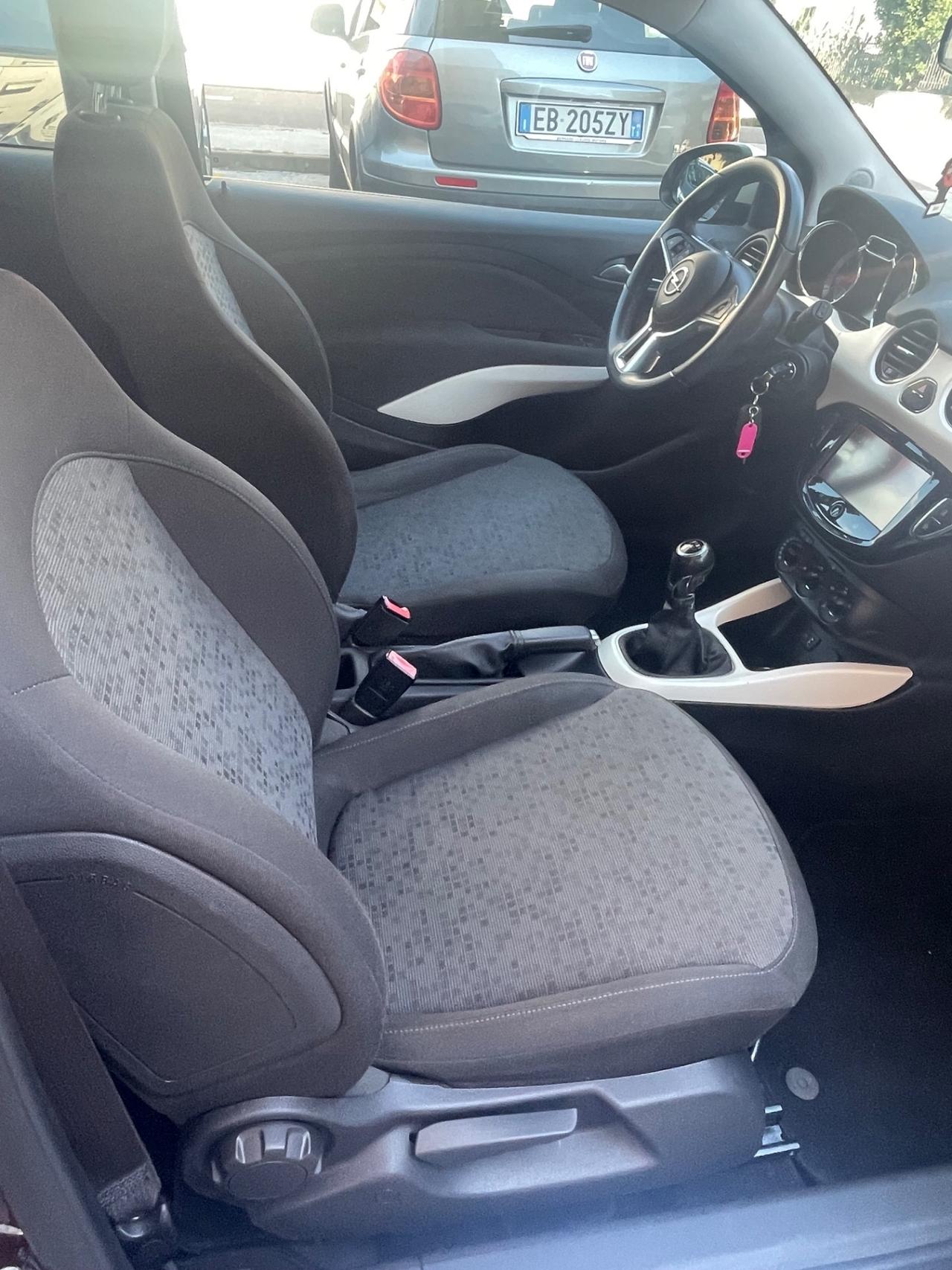 Opel Adam 1.2 70 CV WHITE-BLACK LINK NEOPATENTATI