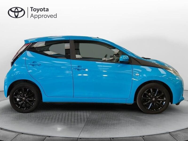 Toyota Aygo Aygo 1.0 VVT-i 69 CV 5 porte x-play MMT
