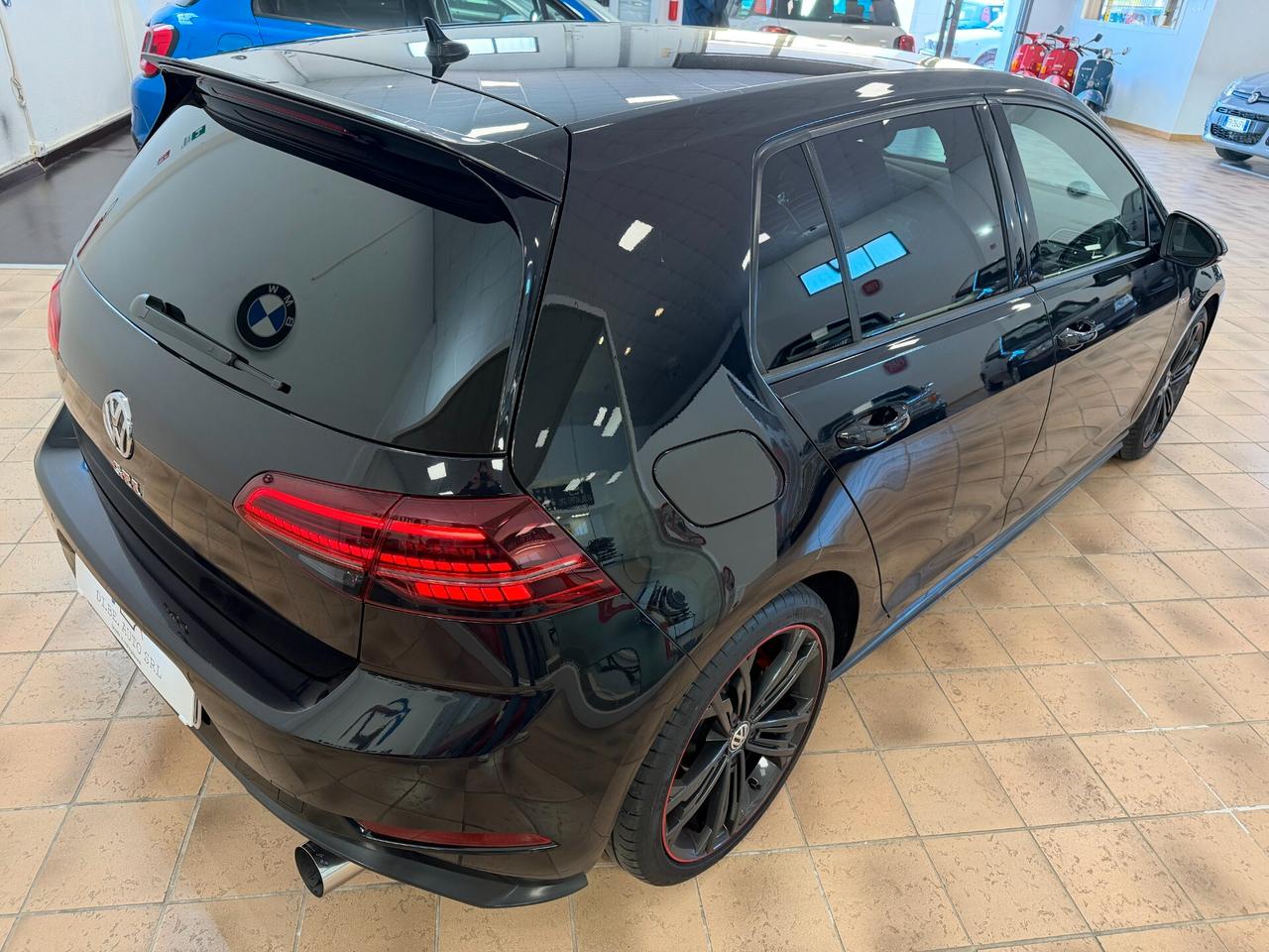 Volkswagen Golf GTI Performance 2.0 TSI 245 CV