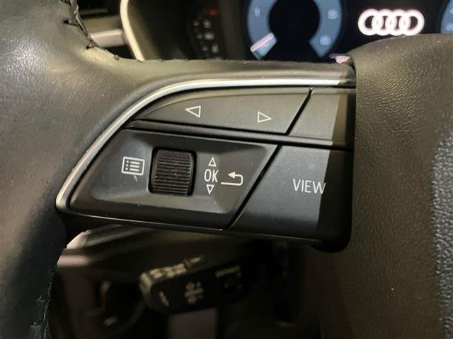AUDI Q3 35 2.0 tdi Business Advanced s-tronic