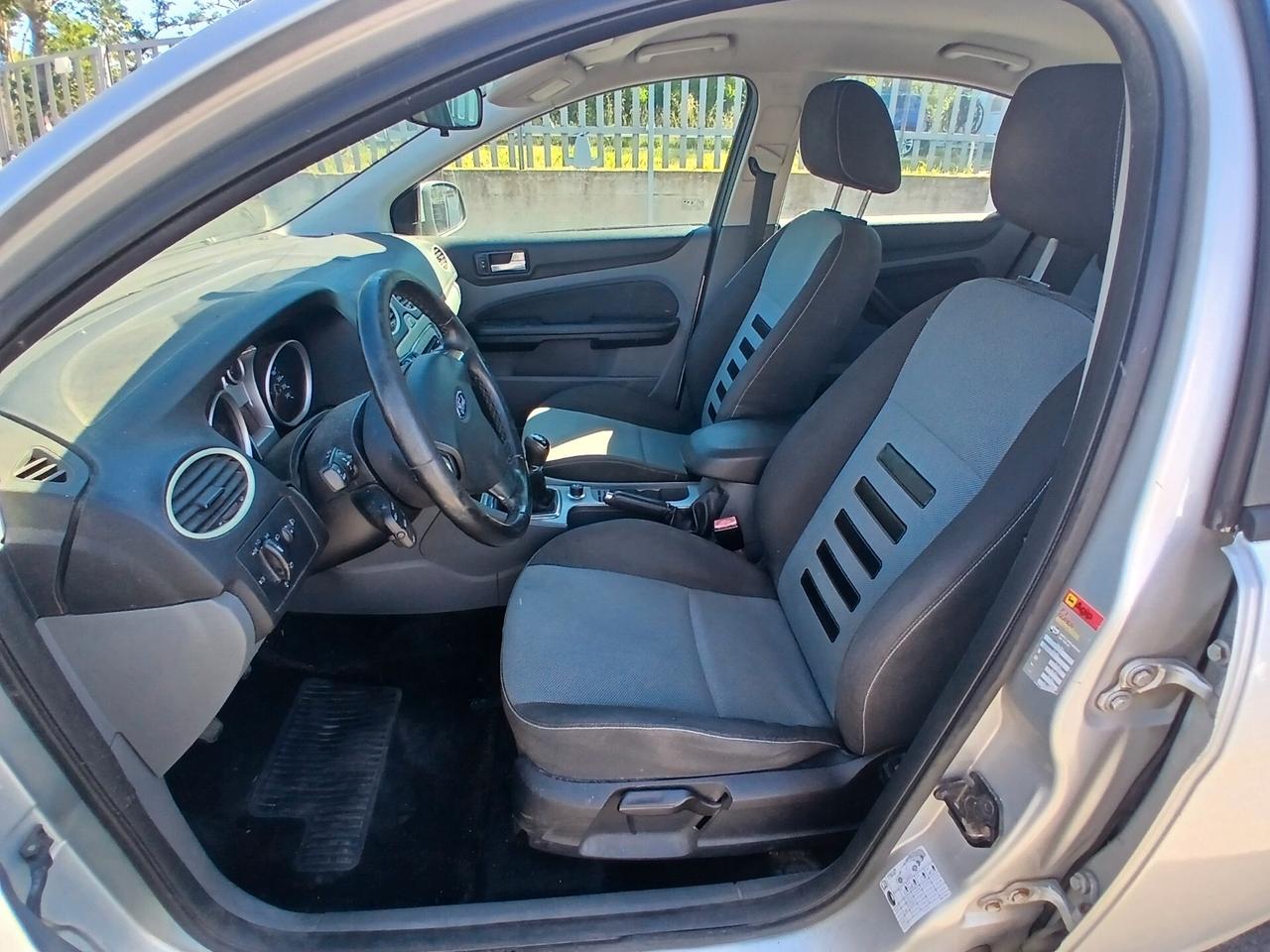 Ford Focus 1.6 TDCi 90CV 5p. Titanium