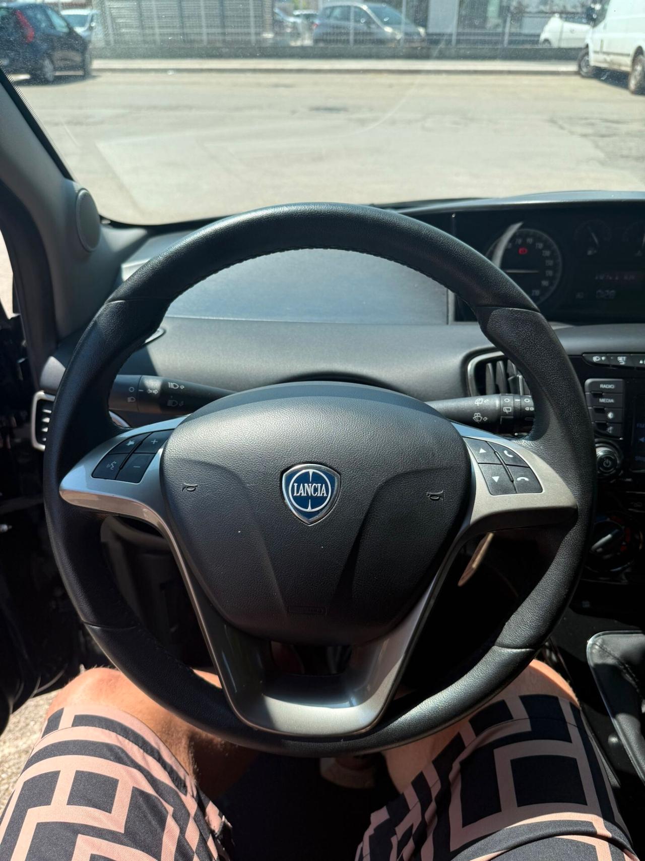 Lancia Ypsilon 1.2 69 CV 5 porte GPL Ecochic Platinum